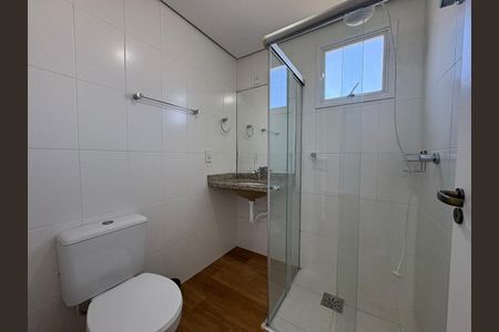 Banheiro de apartamento para alugar com 2 quartos, 75m² em Saco dos Limões, Florianópolis