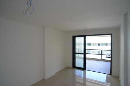 Sala de apartamento à venda com 3 quartos, 117m² em Barra da Tijuca, Rio de Janeiro