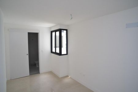 Apartamento à venda com 117m², 3 quartos e 2 vagasSuíte 3
