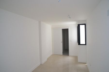 Apartamento à venda com 117m², 3 quartos e 2 vagasSuíte 3