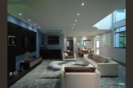 Casa à venda com 6 quartos, 536m² em Vila Alzira, Santo André