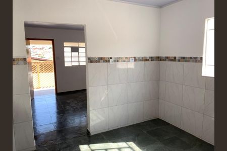 Casa para alugar com 2 quartos, 65m² em Vila Leopoldina, Sorocaba