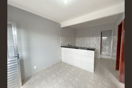 Sala de casa para alugar com 2 quartos, 42m² em Honório Gurgel, Rio de Janeiro