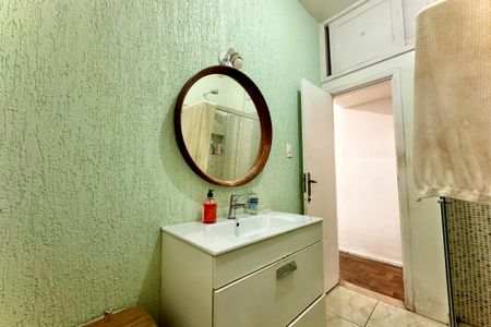 Apartamento à venda com 97m², 2 quartos e sem vagaBanheiro Social