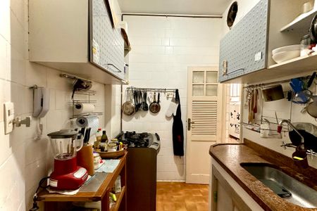 Apartamento à venda com 97m², 2 quartos e sem vagaCozinha