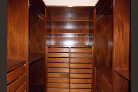 Apartamento à venda com 4 quartos, 240m² em Vila Andrade, São Paulo