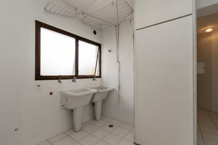 Apartamento para alugar com 285m², 4 quartos e 4 vagasLavanderia