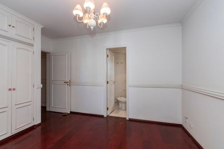 Apartamento para alugar com 285m², 4 quartos e 4 vagasSuíte 2