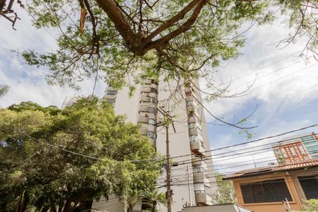 Apartamento para alugar com 285m², 4 quartos e 4 vagasFachada