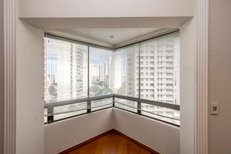 Apartamento para alugar com 285m², 4 quartos e 4 vagasVaranda da Sala