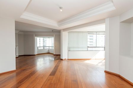 Apartamento para alugar com 285m², 4 quartos e 4 vagasSala de Jantar