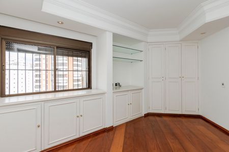 Apartamento para alugar com 285m², 4 quartos e 4 vagasQuarto 2