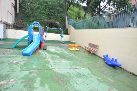 Apartamento para alugar com 84m², 2 quartos e 1 vagaÁrea comum - Playground