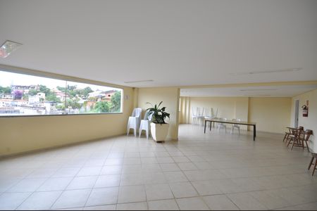 Apartamento para alugar com 84m², 2 quartos e 1 vagaÁrea comum - Salão de festas