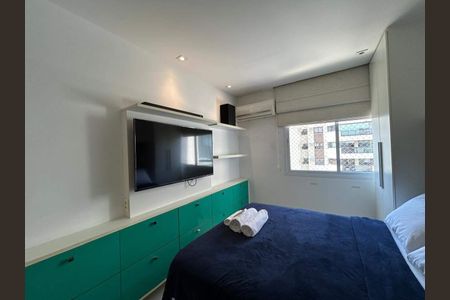 Apartamento à venda com 2 quartos, 74m² em Barra da Tijuca, Rio de Janeiro
