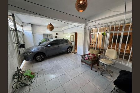 Casa à venda com 113m², 4 quartos e 5 vagas Casa à venda com 113m², 4 quartos e 5 vagasFoto 14