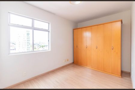 Apartamento à venda com 90m², 3 quartos e 1 vaga