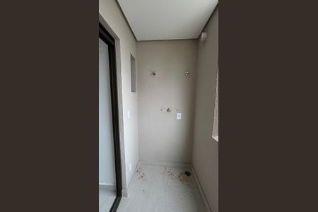 Apartamento à venda com 56m², 2 quartos e 1 vagaCozinha e Área de Serviço - Varanda