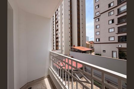 Apartamento para alugar com 70m², 2 quartos e 1 vagaSacada