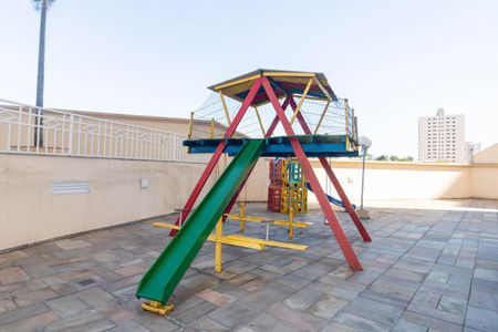 Apartamento para alugar com 70m², 2 quartos e 1 vagaÁrea comum - Playground