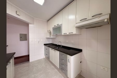 Apartamento para alugar com 70m², 2 quartos e 1 vagaCozinha