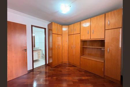 Apartamento para alugar com 70m², 2 quartos e 1 vagaSuite