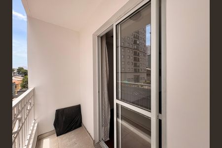 Apartamento para alugar com 70m², 2 quartos e 1 vagaSacada