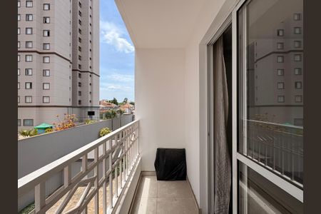 Apartamento para alugar com 70m², 2 quartos e 1 vagaSacada