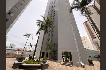 Apartamento para alugar com 70m², 2 quartos e 1 vagaFachada do bloco