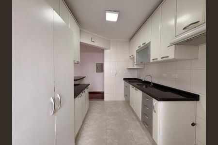 Apartamento para alugar com 70m², 2 quartos e 1 vagaCozinha