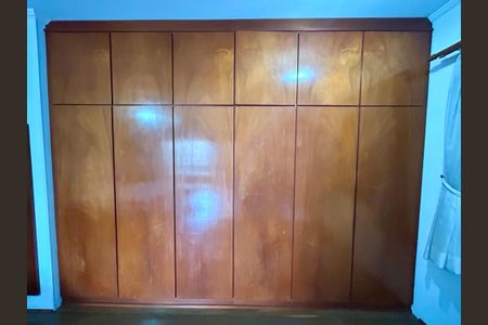 Casa à venda com 140m², 3 quartos e 2 vagasQuarto Suíte