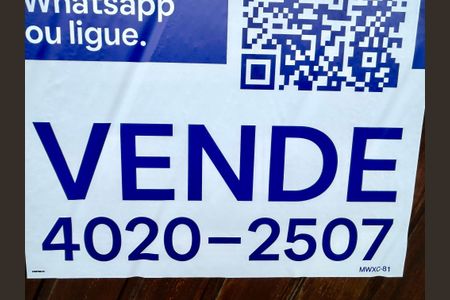 Casa à venda com 140m², 3 quartos e 2 vagasCódigo da placa MWXC-81