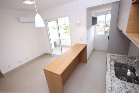 Cozinha de apartamento para alugar com 2 quartos, 60m² em Vila Lucy, Goiânia