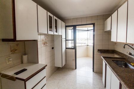 Apartamento à venda com 110m², 2 quartos e 2 vagasCozinha