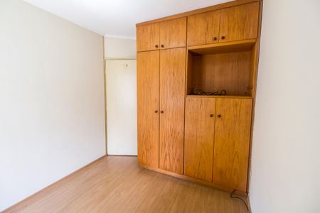 Apartamento à venda com 110m², 2 quartos e 2 vagasQuarto 2
