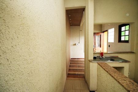 Casa para alugar com 50m², 1 quarto e sem vagaSala - Corredor