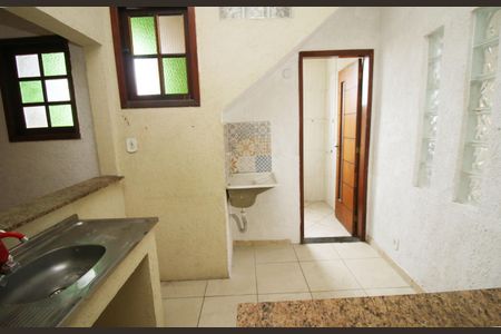Casa para alugar com 50m², 1 quarto e sem vagaCozinha