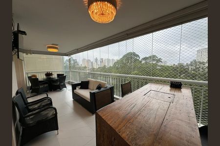 Apartamento à venda com 223m², 3 quartos e 4 vagasFoto 08