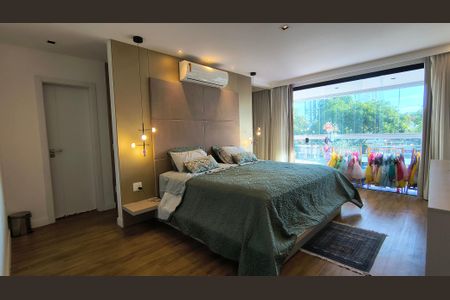 Casa de condomínio à venda com 415m², 3 quartos e 3 vagasSuíte 1