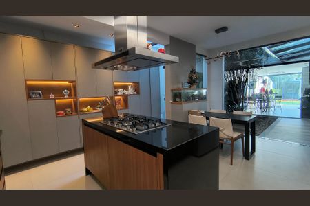 Casa de condomínio à venda com 415m², 3 quartos e 3 vagasCozinha