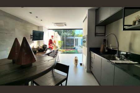 Casa de condomínio à venda com 415m², 3 quartos e 3 vagasÁrea Gourmet 