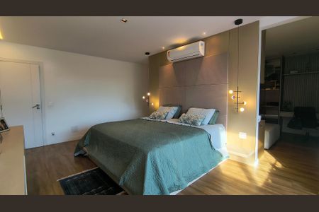 Casa de condomínio à venda com 415m², 3 quartos e 3 vagasSuíte 1