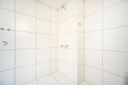 Apartamento para alugar com 34m², 1 quarto e sem vaga Apartamento para alugar com 34m², 1 quarto e sem vagaBanheiro