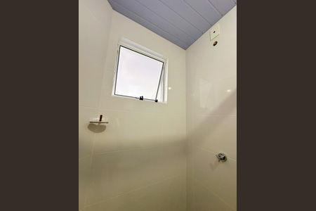 Apartamento para alugar com 44m², 2 quartos e sem vagaBanheiro