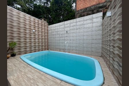 Casa para alugar com 165m², 2 quartos e 1 vaga Casa para alugar com 165m², 2 quartos e 1 vagaPiscina