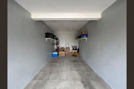 Casa para alugar com 165m², 2 quartos e 1 vaga Casa para alugar com 165m², 2 quartos e 1 vagaGaragem