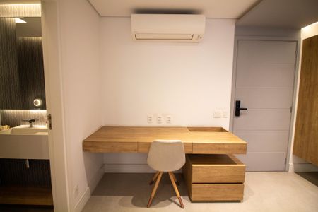Apartamento à venda com 84m², 1 quarto e 2 vagasEscritório