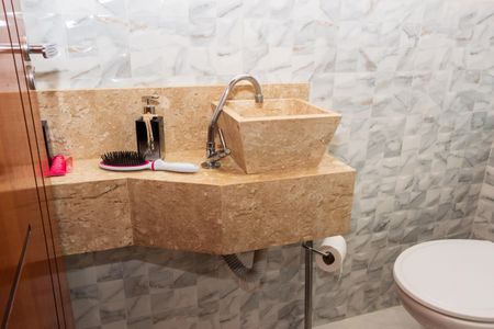 Casa à venda com 109m², 3 quartos e 2 vagas Casa à venda com 109m², 3 quartos e 2 vagasLavabo