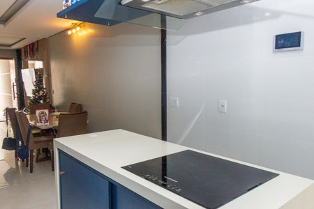 Casa à venda com 109m², 3 quartos e 2 vagas Casa à venda com 109m², 3 quartos e 2 vagasCozinha