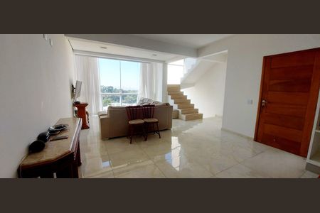 Casa para alugar com 3 quartos, 250m² em Jardim Florida, Barueri